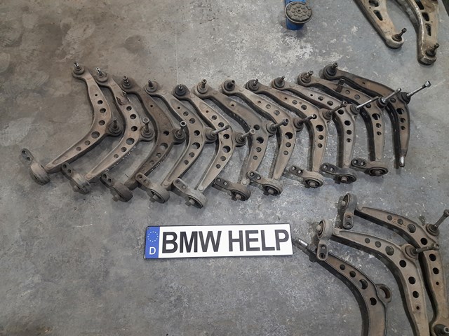 Рычаг передний нижний левый 31126758513 BMW