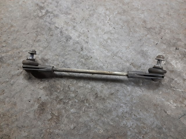 Стойка переднего стабилизатора 31306862863 BMW