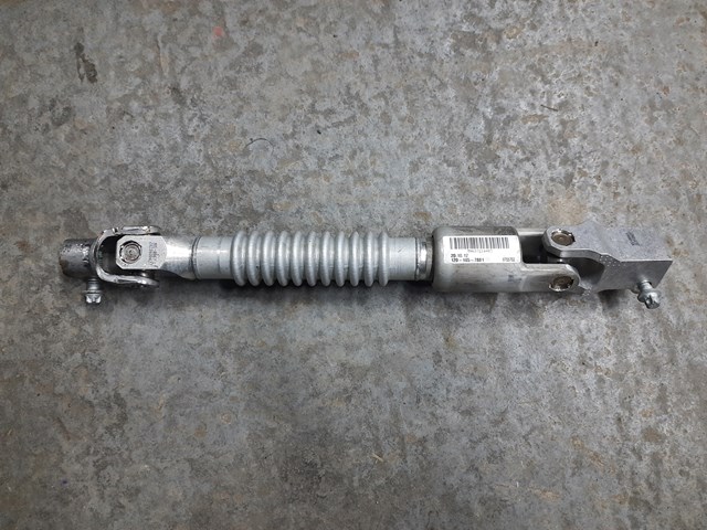 Вал рулевой колонки 32306872144 BMW