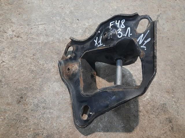 33326851581 BMW Кронштейн передний заднего продольного рычага купить в Николаев