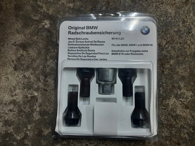 Болты колесные 36132453961 BMW