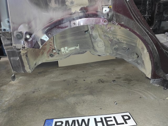 BMW 41007430870 Боковина кузова правая в наличии Львов
