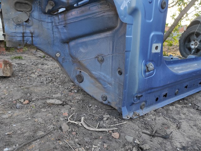 BMW 41007436135 Боковина кузова левая в наличии Ужгород