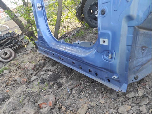41007436160 BMW купить в Каменское