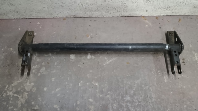 Шарнир капота 41611946246 BMW