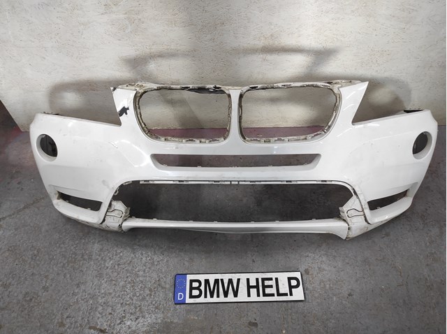 Передний бампер 51117210440 BMW