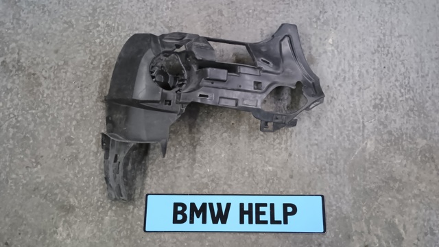 Кронштейн крепления противотуманной фары, правой 51117354820 BMW