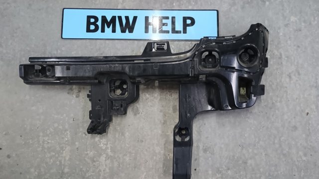 Правый кронштейн крепления бампера заднего 51127411146 BMW