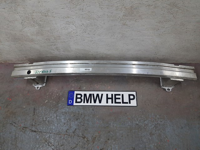 Шина бампера заднего 51127477445 BMW