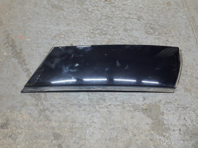 51137300013 BMW Накладка стойки кузова внешняя задняя левая купить в Кривой Рог