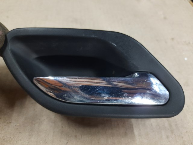 Ручка правой передней двери 51217032926 BMW