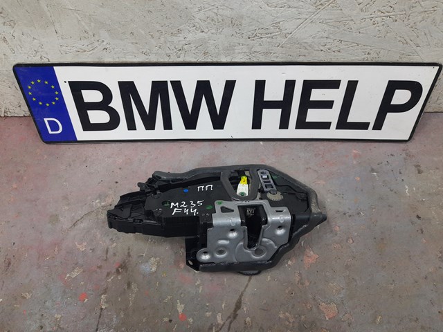 Замок передней пассажирской двери 51217956142 BMW