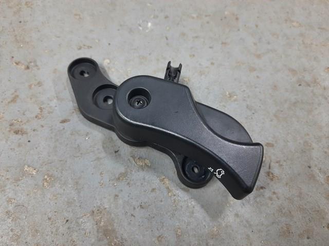 Кронштейн ручки открывания капота 51237326517 BMW