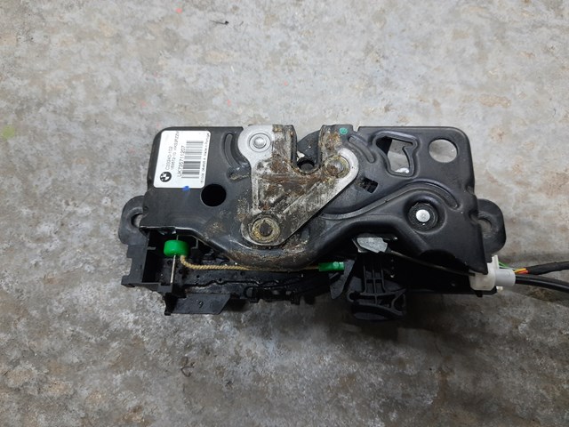 Замок крышки багажника 51247357112 BMW