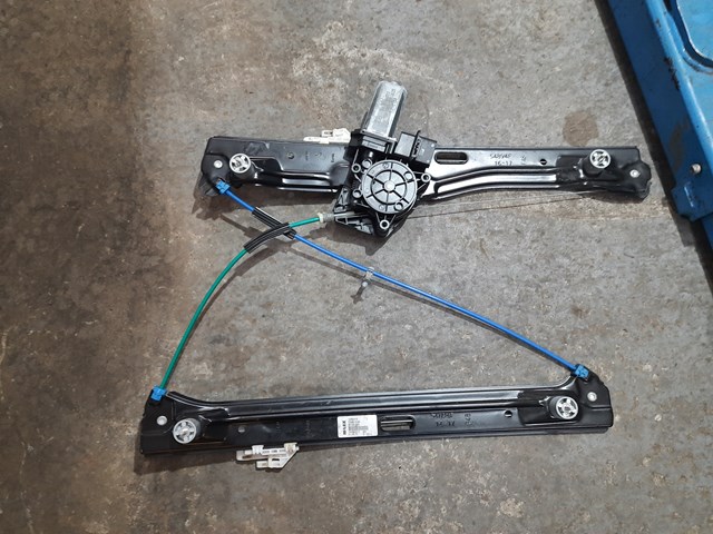 Механизм стеклоподъемника водительской двери 51337434785 BMW