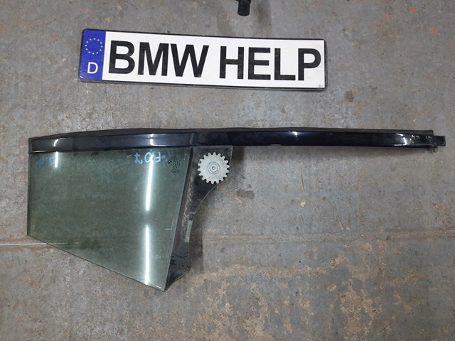Задняя форточка правая 51357197886 BMW