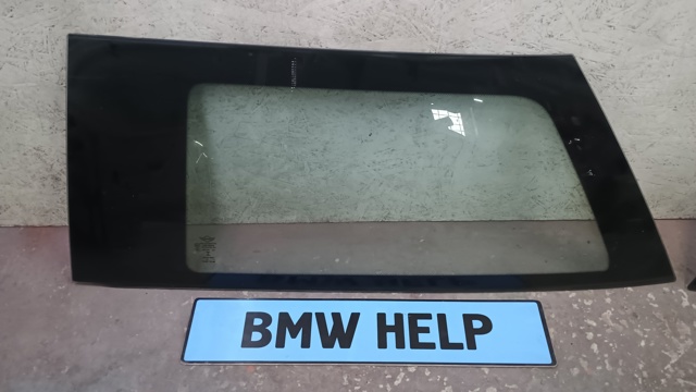 Стекло багажного отсека, левое 51377300017 BMW