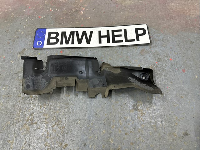 BMW 51747301610 Правый дефлектор радиатора в наличии Черновцы