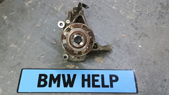 Цапфа передняя левая 5QM407253 VAG
