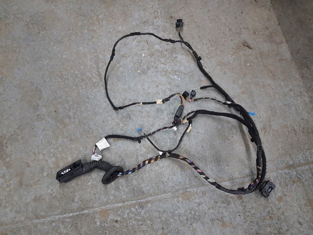 Электропроводка передней двери 61129384571 BMW