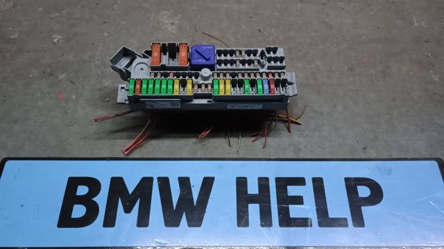 Блок предохранителей и реле 61149350313 BMW