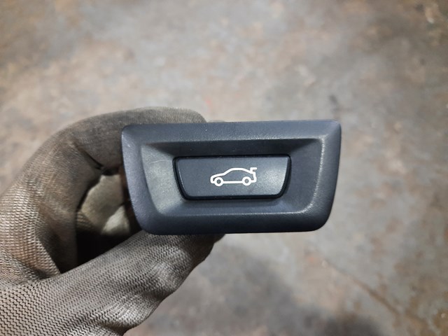Ручка пятой двери, наружная 61319275119 BMW