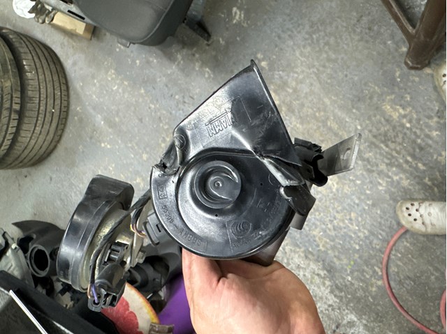 61337401575 BMW купить в Кривой Рог