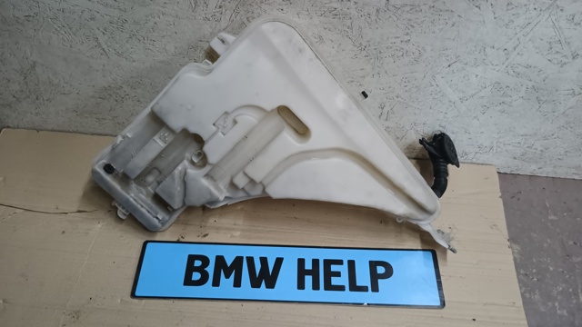 Бачок омывателя стекла 61667241672 BMW