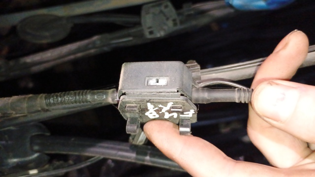 61667470622 BMW купить в Чернигов