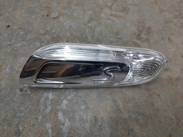 Указатель поворота крыла 63137298351 BMW