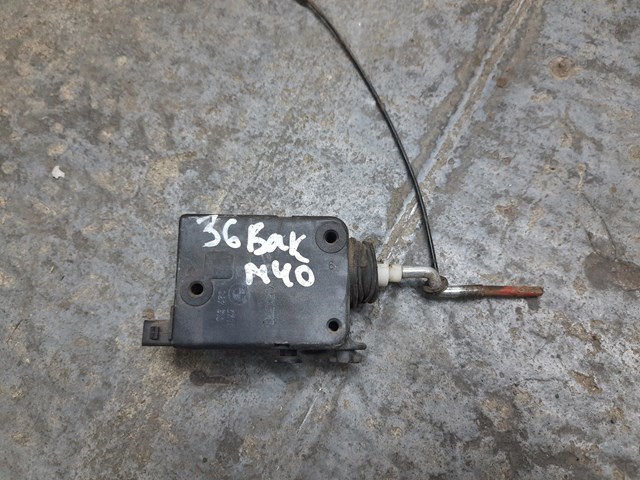 Замок открывания лючка бензобака 67111387610 BMW
