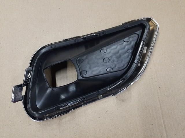 CHRYSLER 68287995AB Заглушка (решетка) противотуманных фар бампера переднего левая в наличии Хмельницкий