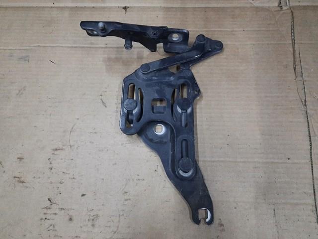 Шарнир капота правый 7148348 BMW