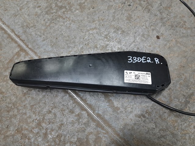 Подушка безопасности AIRBAG спинки сиденья, правого 72127239616 BMW