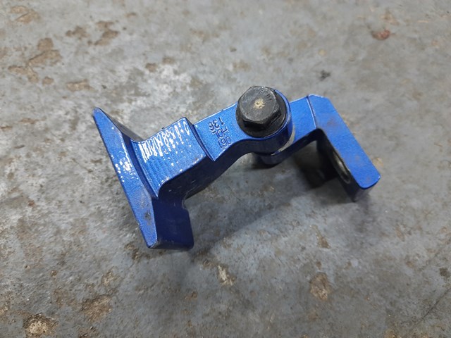 7246061 BMW купить в Ровно