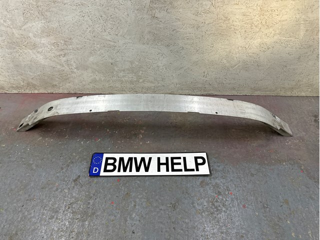 Швеллер переднего бампера 7301577 BMW