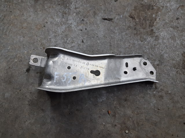 Кронштейн усилителя переднего бампера 7301586 BMW
