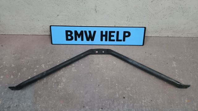 Нижняя монтажная панель крепления фар 7357211 BMW