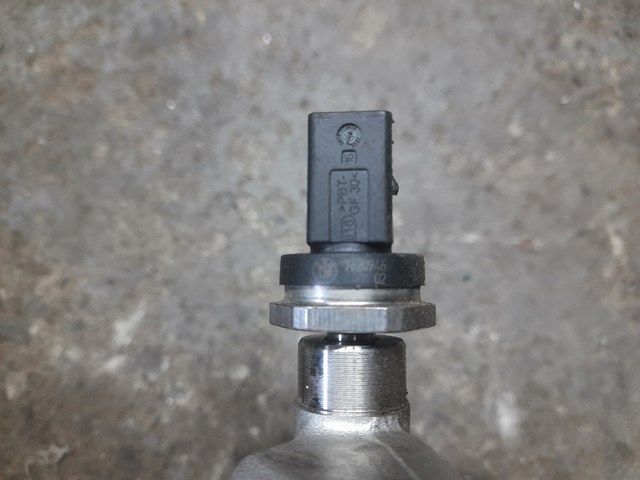 Датчик давления топлива 7620946 BMW