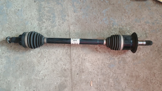 Полуось задняя, левая 7637445 BMW