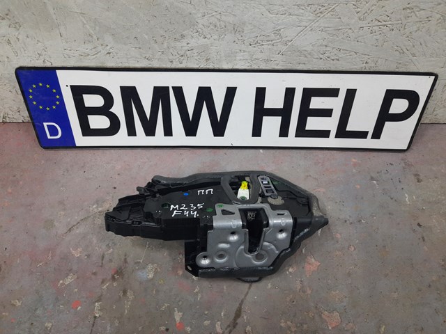 Внутренний дверной замок 7956142 BMW