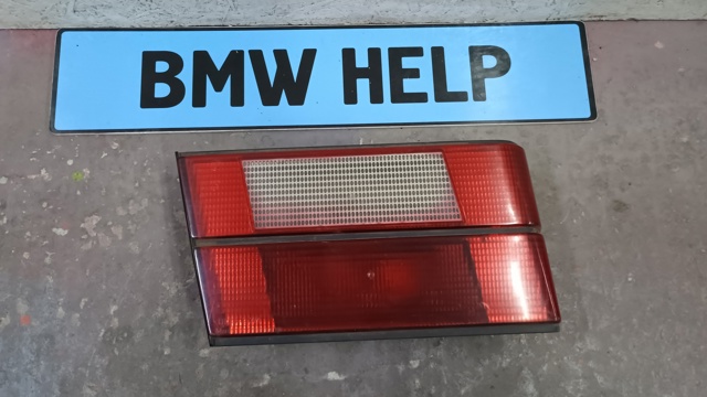 Задний левый внутренний фонарь 8351561 BMW