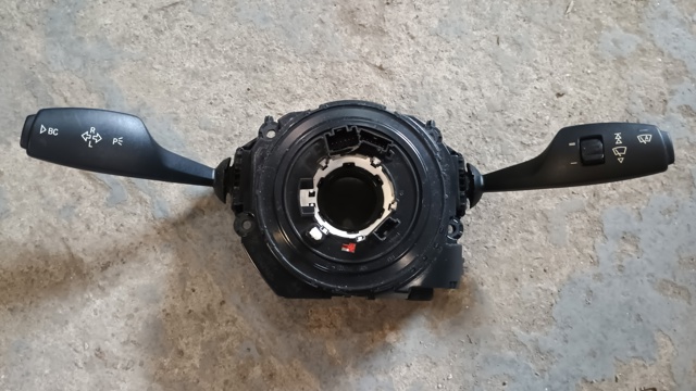 Переключатели подрулевые 9253746 BMW