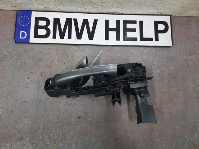 Держатель наружной ручки двери, передней левой A0997601902 MERCEDES