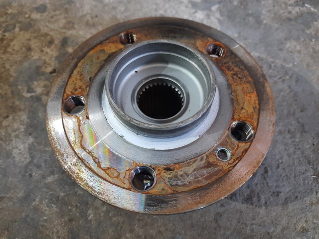 Подшипник в сборе со ступицей передний A2473340500 MERCEDES