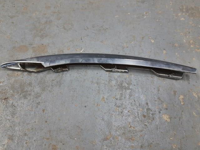 FORD DP5Z15266AD Ободок (окантовка) фары противотуманной правой в наличии Полтава