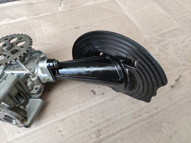 VAG 06M115103Q Насос масляный в наличии Ужгород