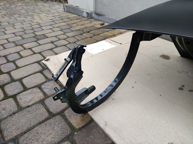 VAG 4K5827302 Петля крышки багажника в наличии Житомир