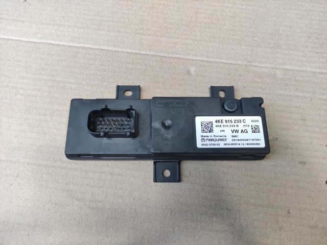 Блок ЭБУ батарей гибрида 4KE915233C VAG