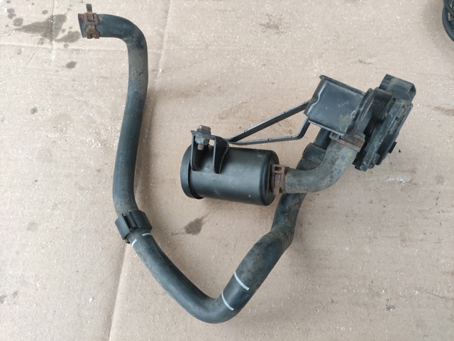 Клапан абсорбера 4M0201997K VAG
